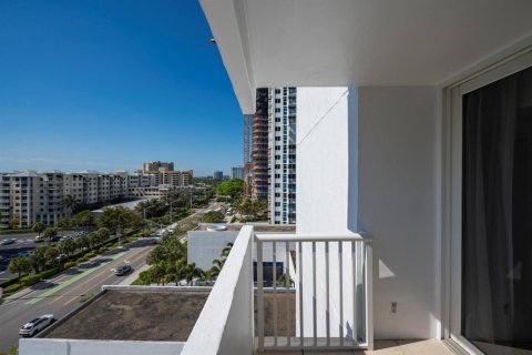 Condominio en venta en Pompano Beach, Florida, 2 dormitorios, 145.86 m2 № 2260200 - foto 20