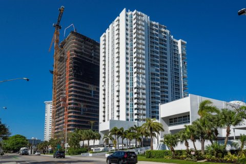 Condominio en venta en Pompano Beach, Florida, 2 dormitorios, 145.86 m2 № 2260200 - foto 29