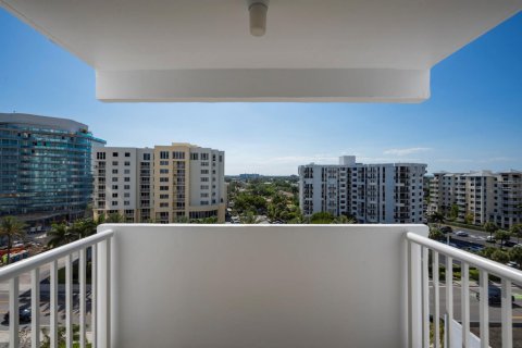 Condominio en venta en Pompano Beach, Florida, 2 dormitorios, 145.86 m2 № 2260200 - foto 19
