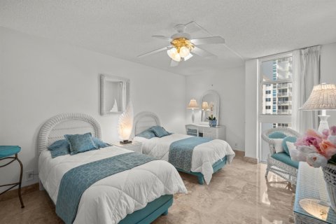 Condominio en venta en Pompano Beach, Florida, 2 dormitorios, 145.86 m2 № 2260200 - foto 13