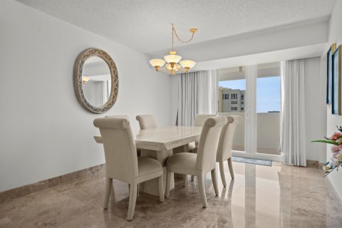Condominio en venta en Pompano Beach, Florida, 2 dormitorios, 145.86 m2 № 2260200 - foto 6