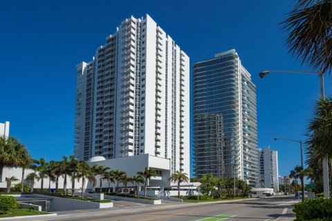 Condominio en venta en Pompano Beach, Florida, 2 dormitorios, 145.86 m2 № 2260200 - foto 30