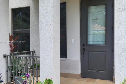 Adosado en venta en Doral, Florida, 3 dormitorios, 226.5 m2 № 1764357 - foto 22