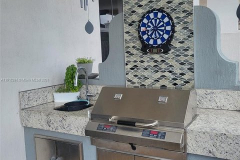 Adosado en venta en Doral, Florida, 3 dormitorios, 226.5 m2 № 1764357 - foto 6
