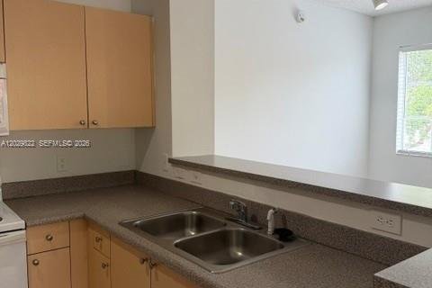 Copropriété à louer à Tamarac, Floride: 1 chambre, 64.2 m2 № 2257917 - photo 12