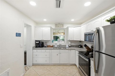 Casa en venta en Ormond Beach, Florida, 3 dormitorios, 123.75 m2 № 2384468 - foto 17