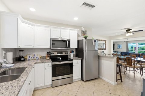 Casa en venta en Ormond Beach, Florida, 3 dormitorios, 123.75 m2 № 2384468 - foto 16