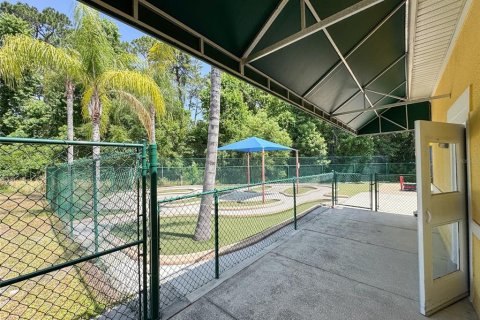 Immobilier commercial à louer à Sanford, Floride № 2156995 - photo 14