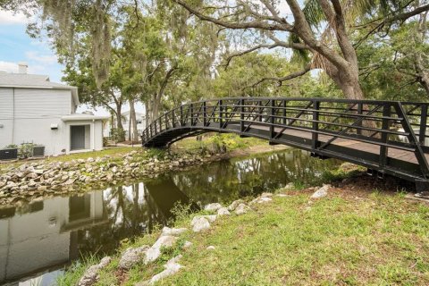 Copropriété à vendre à Tampa, Floride: 4 pièces, 31.22 m2 № 2099018 - photo 13