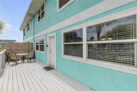 Duplex à vendre à New Smyrna Beach, Floride: 3 chambres, 195.75 m2 № 2355786 - photo 30