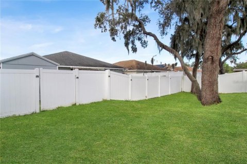 House in Wimauma, Florida 4 bedrooms, 150.32 sq.m. № 1542988 - photo 23