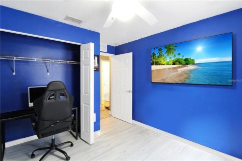 House in Wimauma, Florida 4 bedrooms, 150.32 sq.m. № 1542988 - photo 21