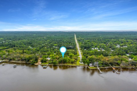 Land in PT Washington, Florida № 558662 - photo 1