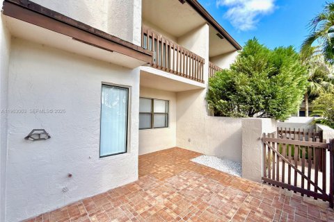 Купить таунхаус в Дорал, Флорида 2 спальни, 129.32м2, № 2031397 - фото 2