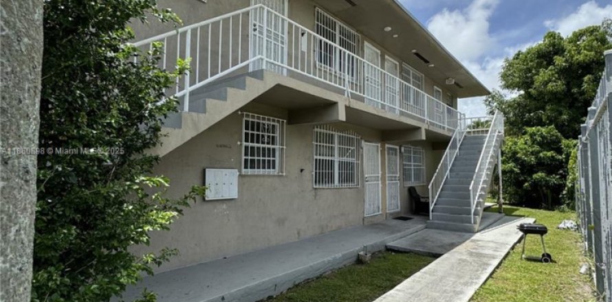 Appartement à Miami, Floride 2 chambres, 315.87 m2 № 1893337