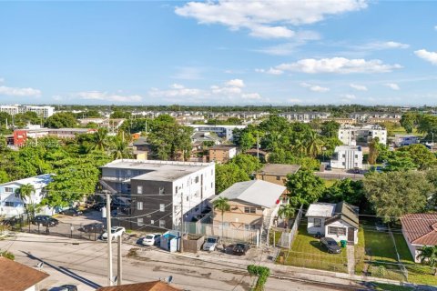 Снять в аренду квартиру в Майами, Флорида 2 спальни, 315.87м2, № 1893337 - фото 17