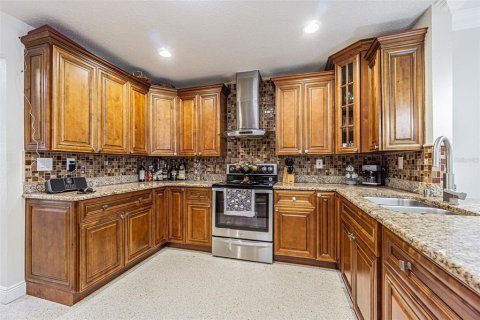 Casa en venta en Tampa, Florida, 4 dormitorios, 181.53 m2 № 2206568 - foto 17