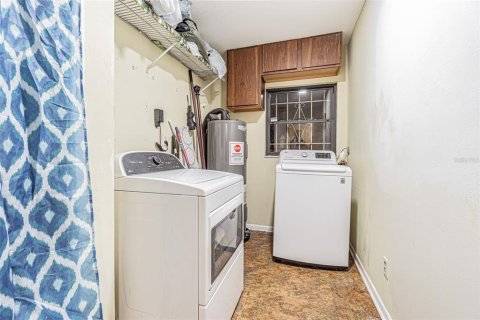 Casa en venta en Tampa, Florida, 4 dormitorios, 181.53 m2 № 2206568 - foto 28