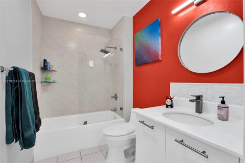 Copropriété à louer à Miami, Floride: 2 chambres, 89.56 m2 № 1979525 - photo 8
