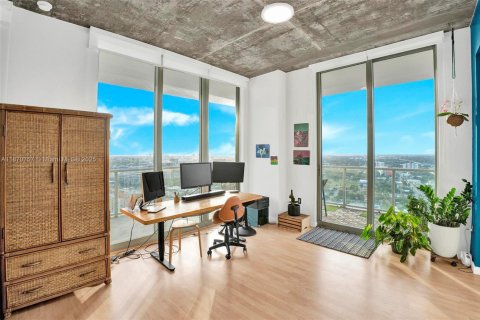 Copropriété à louer à Miami, Floride: 2 chambres, 89.56 m2 № 1979525 - photo 1