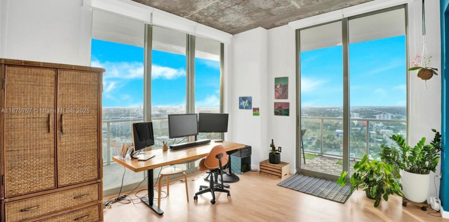 Condo à Miami, Floride, 2 chambres  № 1979525