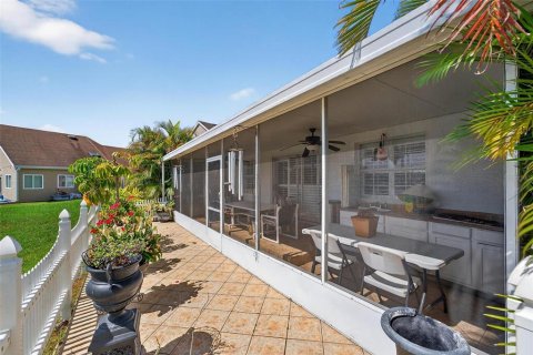 Casa en venta en Kissimmee, Florida, 4 dormitorios, 182.65 m2 № 1786343 - foto 30