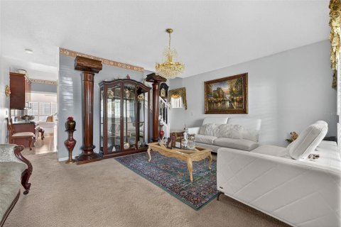 Casa en venta en Kissimmee, Florida, 4 dormitorios, 182.65 m2 № 1786343 - foto 16
