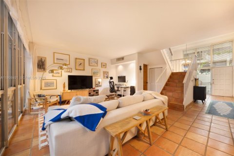 Condominio en venta en Miami, Florida, 1 dormitorio, 87.61 m2 № 2020081 - foto 9