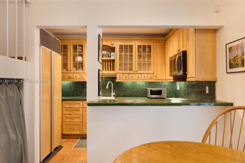 Condominio en venta en Miami, Florida, 1 dormitorio, 87.61 m2 № 2020081 - foto 5