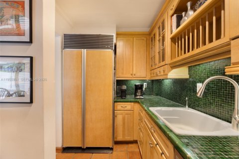 Condominio en venta en Miami, Florida, 1 dormitorio, 87.61 m2 № 2020081 - foto 7