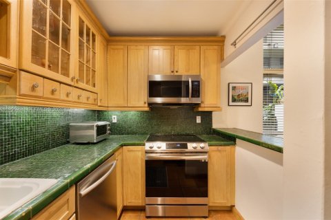 Condominio en venta en Miami, Florida, 1 dormitorio, 87.61 m2 № 2020081 - foto 6