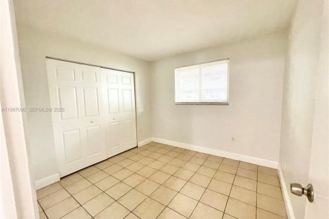 Condo in Palmetto Bay, Florida, 2 bedrooms № 2049623 - photo 13