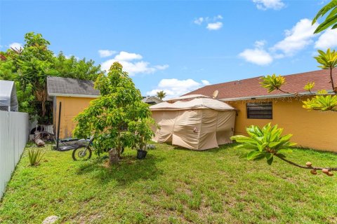 House in Homestead, Florida 3 bedrooms, 143.07 sq.m. № 1808874 - photo 30