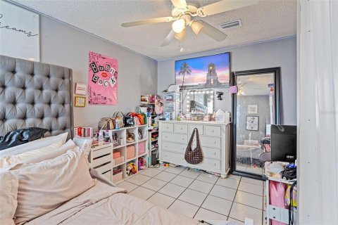 House in Homestead, Florida 3 bedrooms, 143.07 sq.m. № 1808874 - photo 25