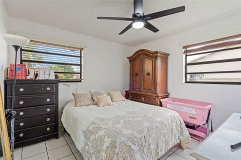 House in Homestead, Florida 3 bedrooms, 143.07 sq.m. № 1808874 - photo 26