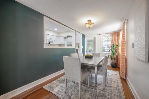 Casa en alquiler en Tampa, Florida, 3 dormitorios, 111.76 m2 № 1909469 - foto 11