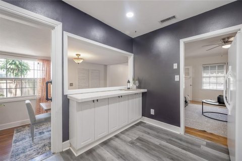 Casa en alquiler en Tampa, Florida, 3 dormitorios, 111.76 m2 № 1909469 - foto 16