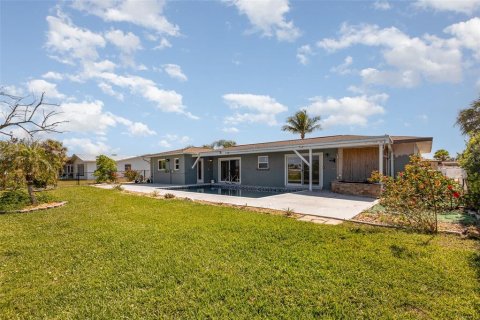 Villa ou maison à vendre à Rotonda, Floride: 3 chambres, 158.03 m2 № 1580730 - photo 25