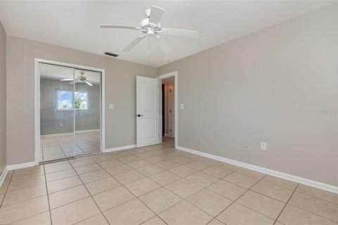 Villa ou maison à vendre à Rotonda, Floride: 3 chambres, 158.03 m2 № 1580730 - photo 21