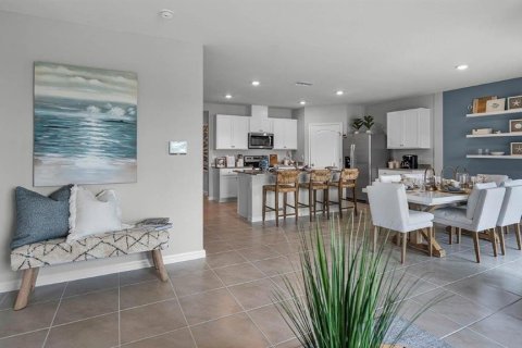 House in Lake Wales, Florida 4 bedrooms, 169.83 sq.m. № 1755153 - photo 6