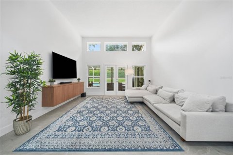 Casa en venta en Tampa, Florida, 4 dormitorios, 227.98 m2 № 2383406 - foto 5