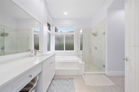 Casa en venta en Tampa, Florida, 4 dormitorios, 227.98 m2 № 2383406 - foto 19