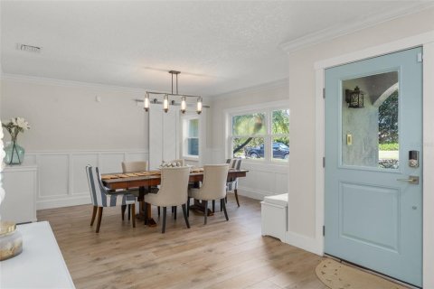 Casa en venta en Orlando, Florida, 4 dormitorios, 390.47 m2 № 1602650 - foto 19