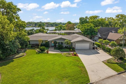 Casa en venta en Orlando, Florida, 4 dormitorios, 390.47 m2 № 1602650 - foto 1
