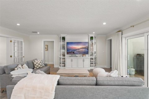 Casa en venta en Orlando, Florida, 4 dormitorios, 390.47 m2 № 1602650 - foto 14