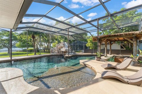 Casa en venta en Orlando, Florida, 4 dormitorios, 390.47 m2 № 1602650 - foto 4