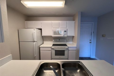 Condominio en alquiler en Orlando, Florida, 1 dormitorio, 59.92 m2 № 1802207 - foto 5