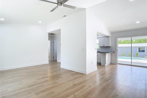Casa en venta en Englewood, Florida, 3 dormitorios, 104.05 m2 № 1807004 - foto 7