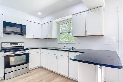 Casa en venta en Englewood, Florida, 3 dormitorios, 104.05 m2 № 1807004 - foto 3