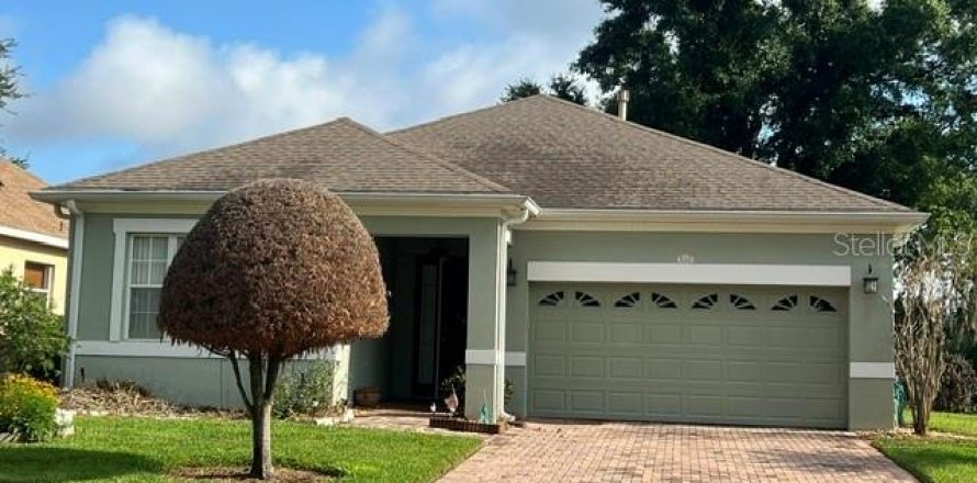 Villa ou maison à Clermont, Floride 3 chambres, 171.5 m2 № 2214590
